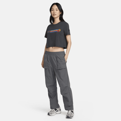 Nike Sportswear Women's Cropped T-Shirt