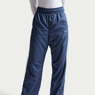 Nike Sportswear Classic Women's Mid-Rise Open-Hem Pants