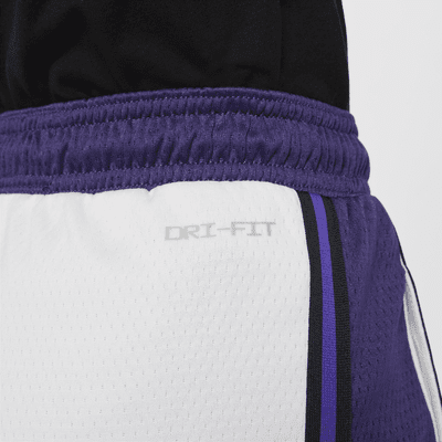 Los Angeles Lakers Nike Dri-FIT NBA Swingman Shorts für ältere Kinder