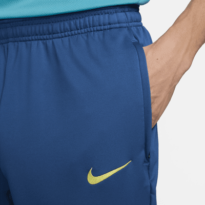 Pants de fútbol Nike Dri-FIT de tejido Knit de Brasil Strike para hombre