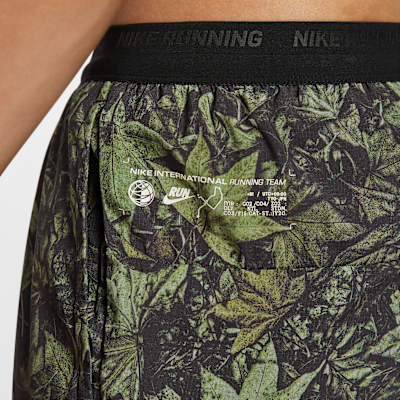 Nike Stride Men's Dri-FIT 18cm (approx) Brief-Lined Printed Running Shorts
