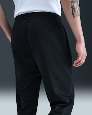 Nike Sportswear Club