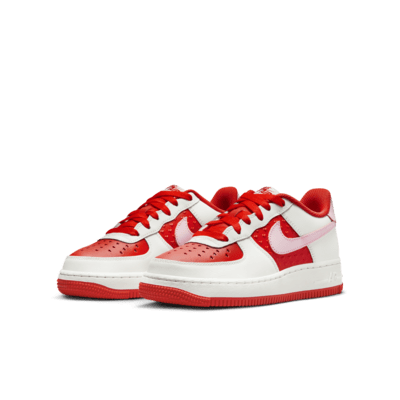 Nike Air Force 1 Older Kids' Shoes