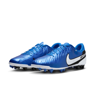 Tacos de fútbol de corte low para pasto artificial Nike Tiempo Legend 10 Academy