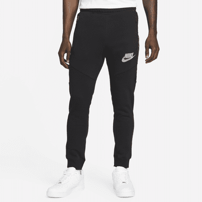 Nike Sportswear Fleecebroek voor heren. Nike BE