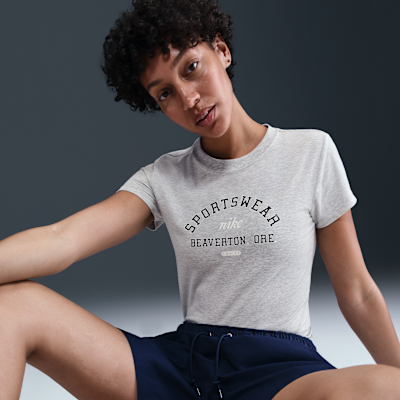 Nike Sportswear Phoenix Women's Slim Short-Sleeve T-Shirt