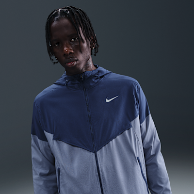 Nike Impossibly Light Windrunner