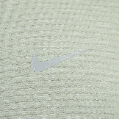 Playera de correr Therma-FIT Repel de medio cierre para hombre Nike Element