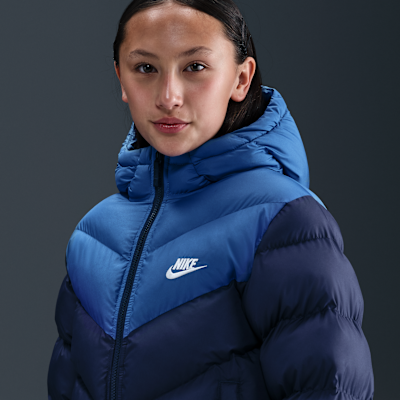 Chamarra acolchada Therma-FIT holgada para niños talla grande Nike Sportswear All Day Play