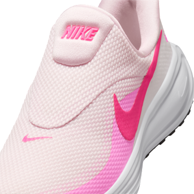 Γυναικεία παπούτσια για τρέξιμο σε δρόμο Nike Revolution 8 EasyOn