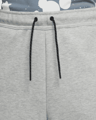 nike tech fleece shorts with zipper