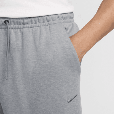 Joggers versátiles con protección UV Dri-FIT para hombre Nike Primary