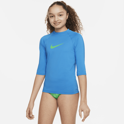 Playera Hydroguard de manga corta para niña talla grande Nike Swim