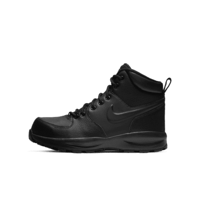 Boots. Nike NL
