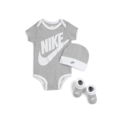 Conjunto de body, gorro y calzado para bebés (0 a 6 Nike. Nike.com