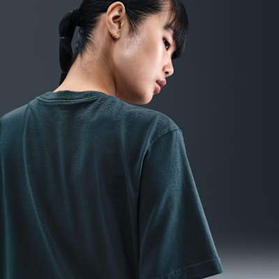 Nike Sportswear Essential Women's Boxy T-Shirt