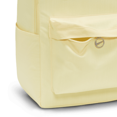 ナイキ ヘリテージ バックパック (25L)