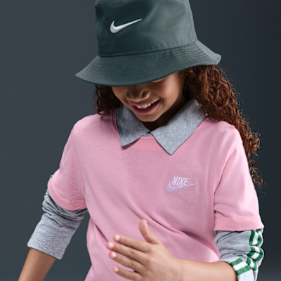 Playera para niños talla grande Nike Sportswear