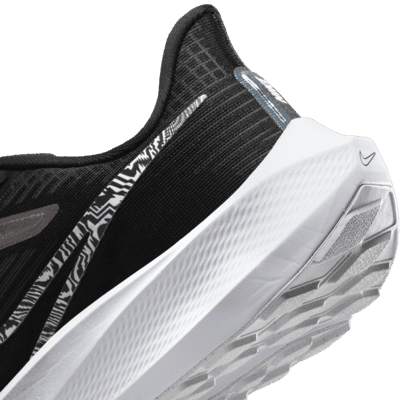 Nike Pegasus 39 Premium Women's Road Running Shoes. Nike SG