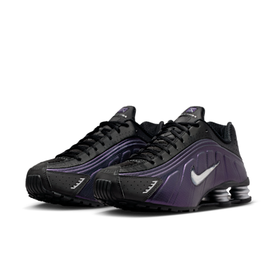 ナイキ ショックス R4 メンズシューズ