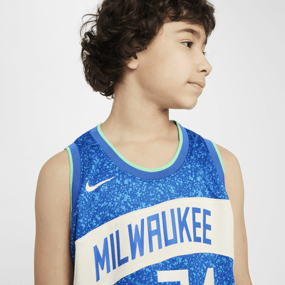 Giannis Antetokounmpo Milwaukee Bucks 2023/24 City Edition Nike Swingman NBA-jersey met Dri-FIT voor kids