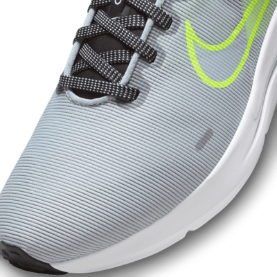 Tenis de correr en pavimento para hombre Nike Downshifter 12