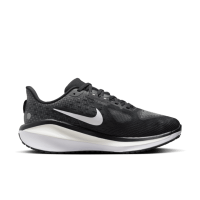 Chaussure de running sur route Nike Vomero 17 (extra-large) pour homme