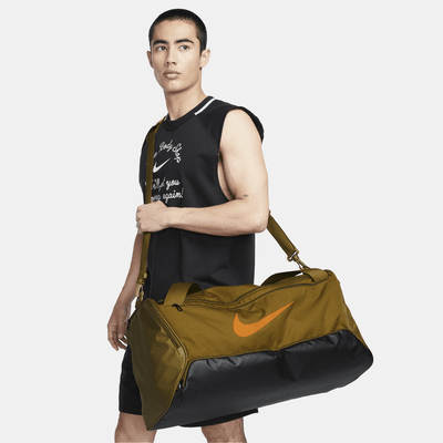 กระเป๋า Duffel เทรนนิ่ง Nike Brasilia 9.5 (ขนาดกลาง, 60 ล.)