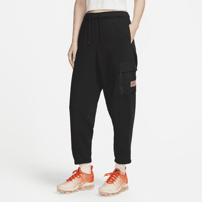 Nike Sportswear Women's Sports Utility Fleece Cargo Trousers. Nike GB