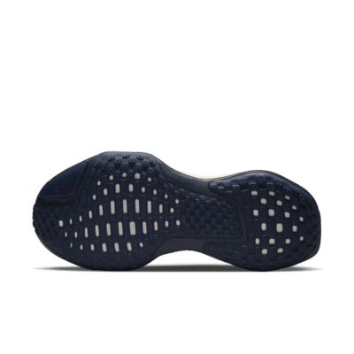 Tenis de correr en pavimento para hombre Nike Invincible 3