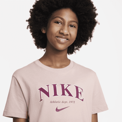 Nike Sportswear Older Kids' (Girls') T-Shirt