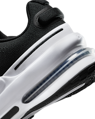 Nike Air Zoom Upturn SC