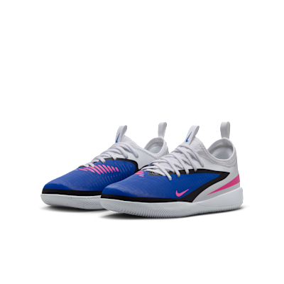 Nike Jr. Phantom 6 Low Academy Fußballschuh für Hallen- und Hartplätze (ältere Kinder)