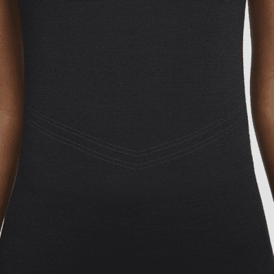 Nike Swift Dri-FIT Wool-løbetanktop til kvinder