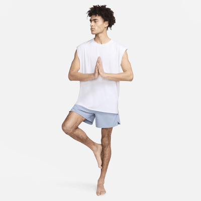 Shorts versátiles sin forro Dri-FIT de 13 cm para hombre Nike Unlimited