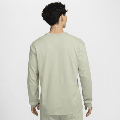 Nike Sportswear Premium Essentials Men's Long-Sleeve T-Shirt