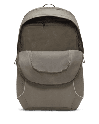 Nike Sportswear Essentials Backpack 
