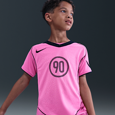 Nike Total 90