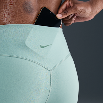 Cycliste taille haute à maintien normal avec poches 13 cm Nike Universa pour femme