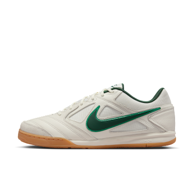 Nike Gato