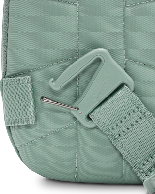 Nike Sportswear Commute