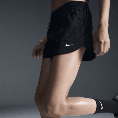 Shorts de tejido Woven de tiro medio de 5 cm para mujer Nike Windrunner