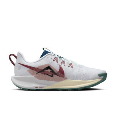 Nike Pegasus Trail 5 Arazi Tipi Erkek Koşu Ayakkabısı