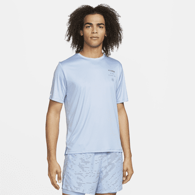 Nike Dri-FIT Division Miler Camiseta de manga corta con estampado - Hombre. Nike