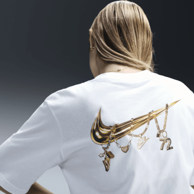 Playera de manga corta holgada con gráfico para mujer Nike Sportswear