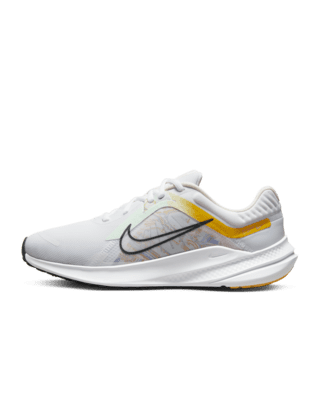 Unisex кроссовки Nike Quest 5 Premium Road для бега