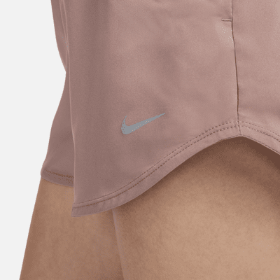 Nike One Dri-FIT Shorts mit Futter und besonders hohem Taillenbund für Damen (ca. 7,5 cm)