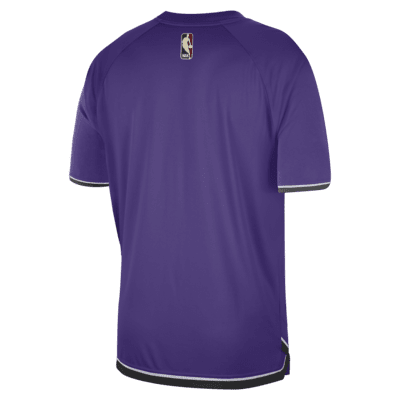 Sacramento Kings Hardwood Classics Men's Nike Dri-FIT NBA Short-Sleeve Pregame Top