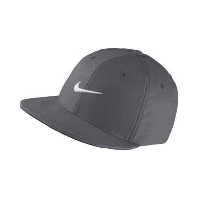 white nike fitted hat