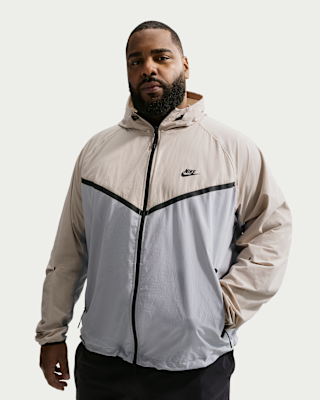 Мужская куртка Nike Tech Dri-FIT Woven Full-Zip Windrunner для бега